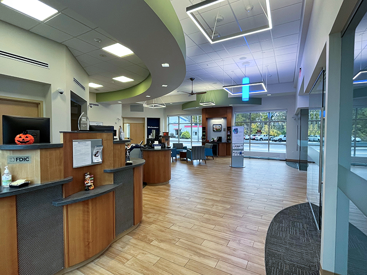 Auburn branch lobby